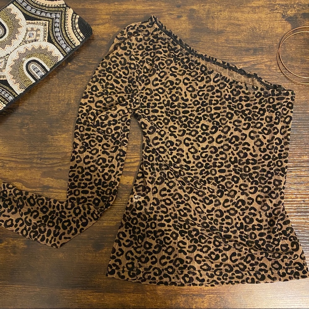 SHEIN Cheetah Print One Shoulder Top